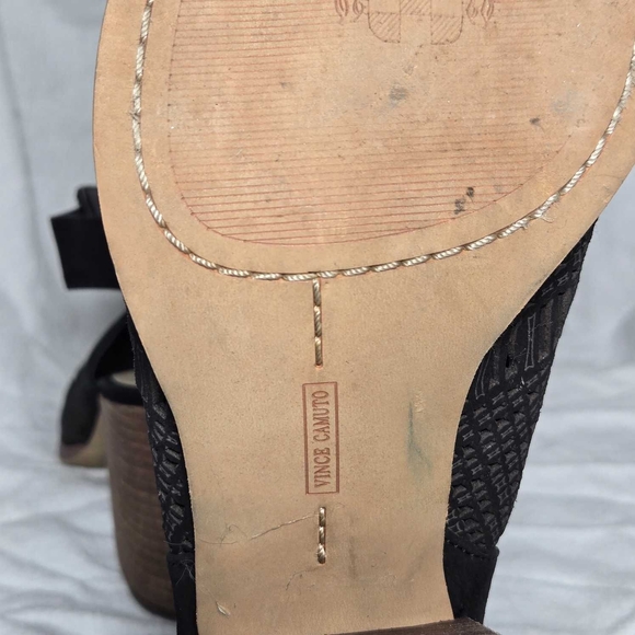 Elegant Black Women's Heeled Sandals - Picture 6 of 8